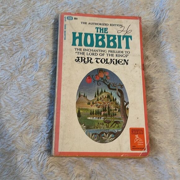 The Hobbit by J.R.R Tolkien revised edition vintage 1970 - Picture 2 of 8